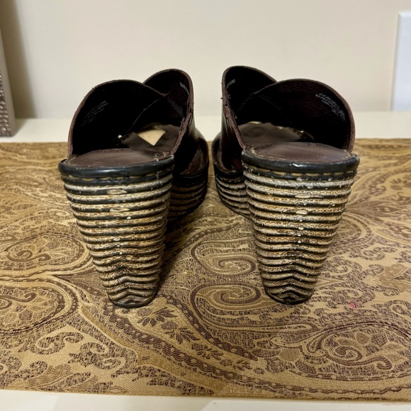 Born size 9 Leather Sandal - Picture 3 of 5